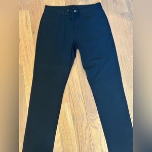 Vuori Men's Dark Black Chinos 30X30